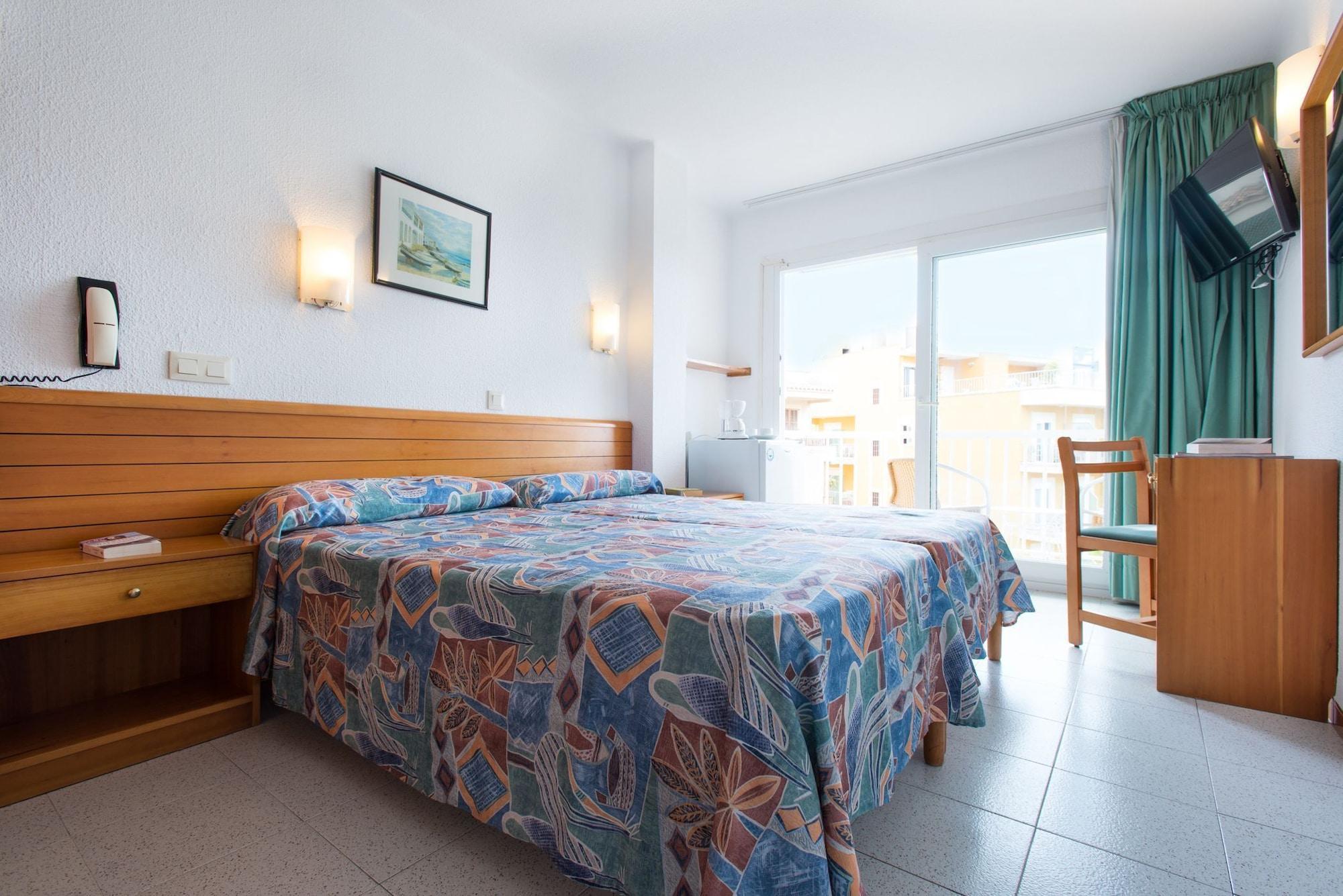 Hostal Residencia Sutimar Peguera Bagian luar foto