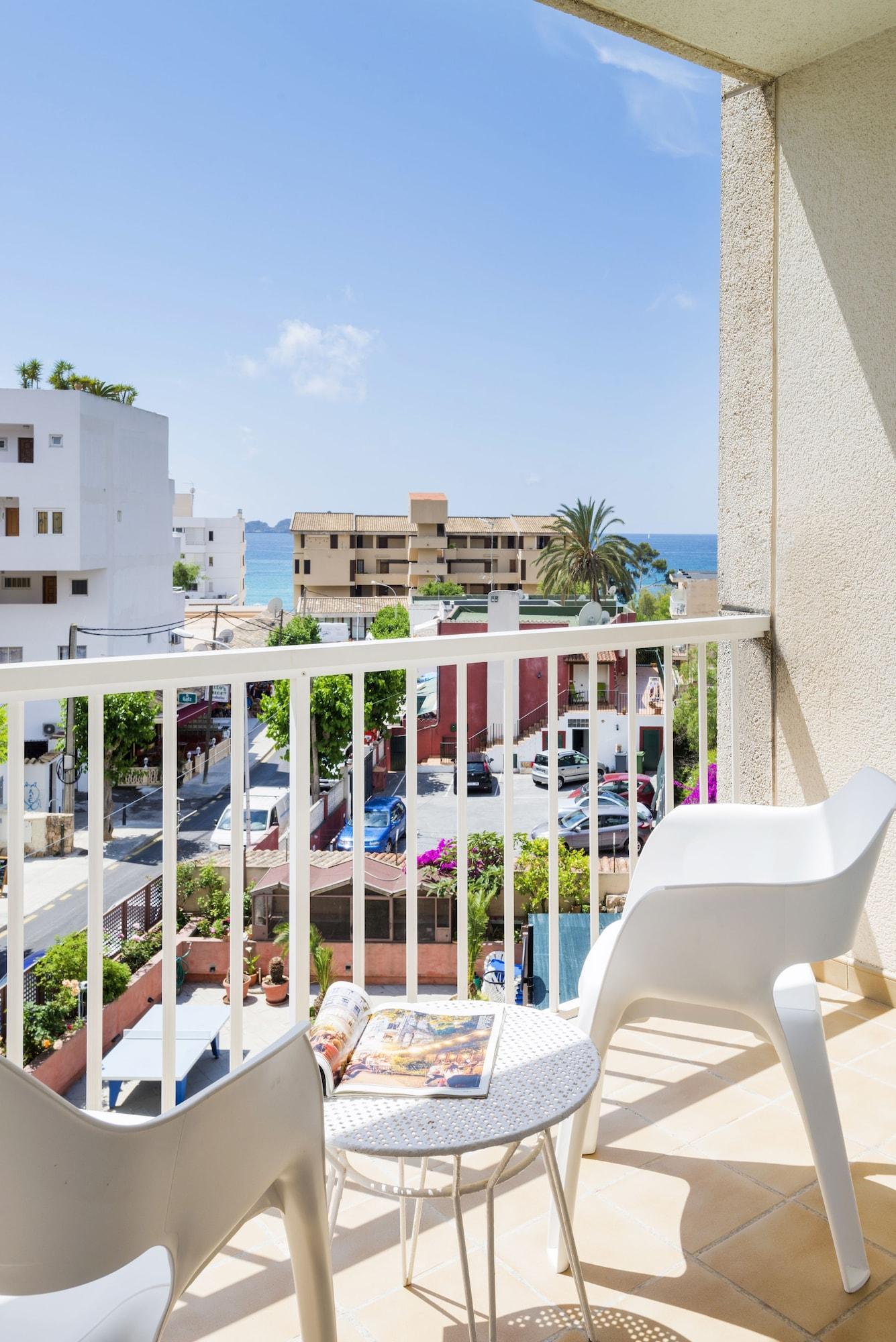 Hostal Residencia Sutimar Peguera Bagian luar foto